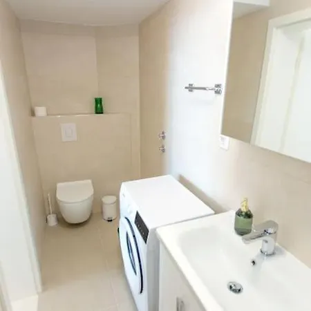 Apartment Deluxe Ana Plat Mlini
